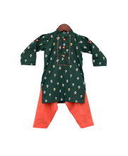 Load image into Gallery viewer, Boys Green Printed Kurta With Salwar