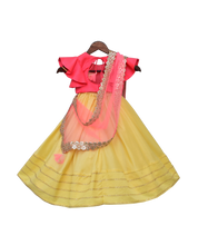 Load image into Gallery viewer, Girls Yellow Lehenga With Pink Choli And Mirror Boti Dupatta
